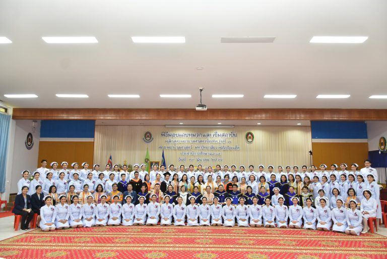 พิธีมอบแถบหมวกละเข็มสถาบันแก่ผู้สำเร็จการศึกษา หลักสูตรพยาบาลศาสตรบัณฑิต รุ่นที่ 7 ประจำปีการศึกษา 2565
