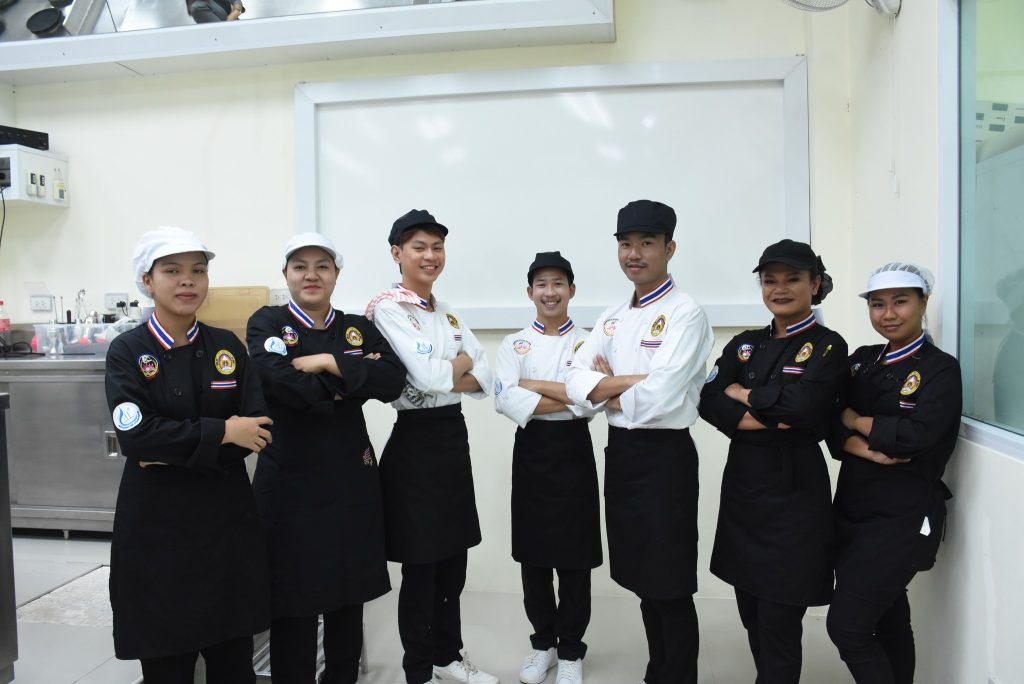 โครงการเรียนรู้ตลอดชีวิตและพัฒนาทักษะเพื่ออนาคต Upskill/Reskill “หลักสูตรการประกอบอาหารไทย“