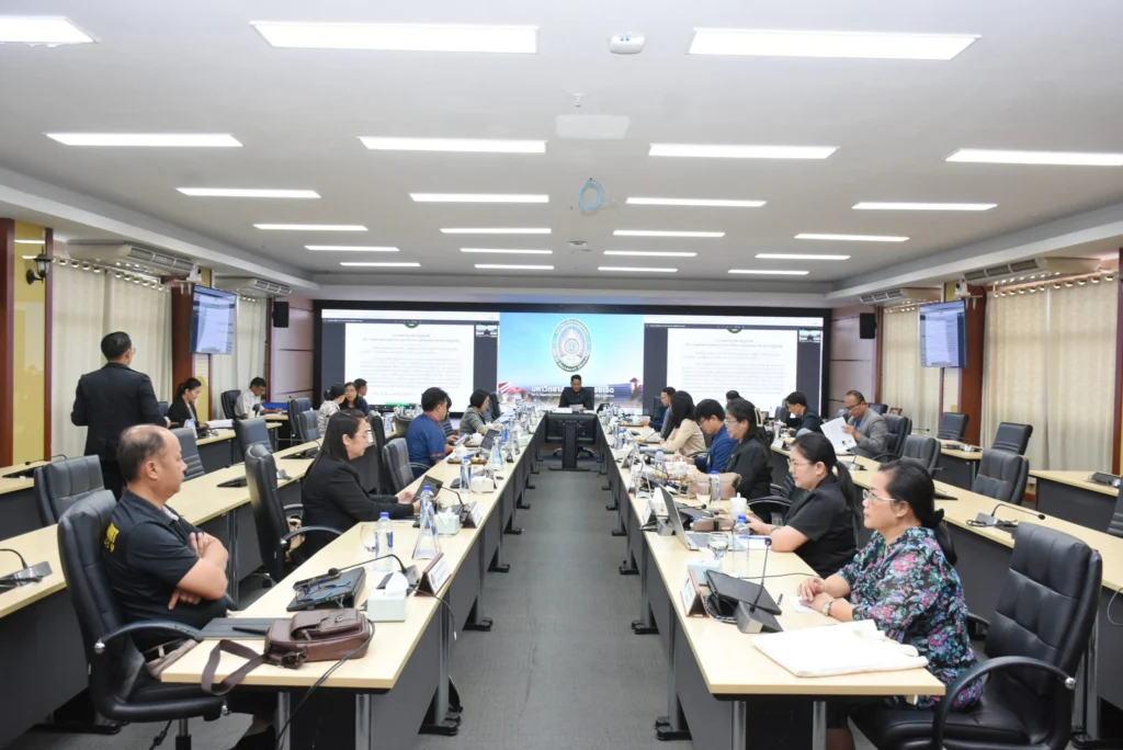 จัดการประชุมคณะกรรมการบริหารมหาวิทยาลัยราชภัฏร้อยเอ็ดสมัยสามัญ ครั้งที่ 8(391)